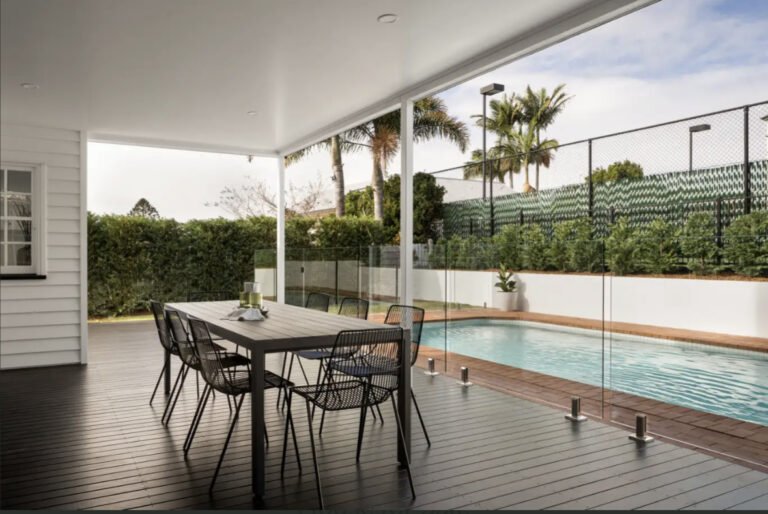 A residential deck located in Brisbane, finished with the Black Japan coating.